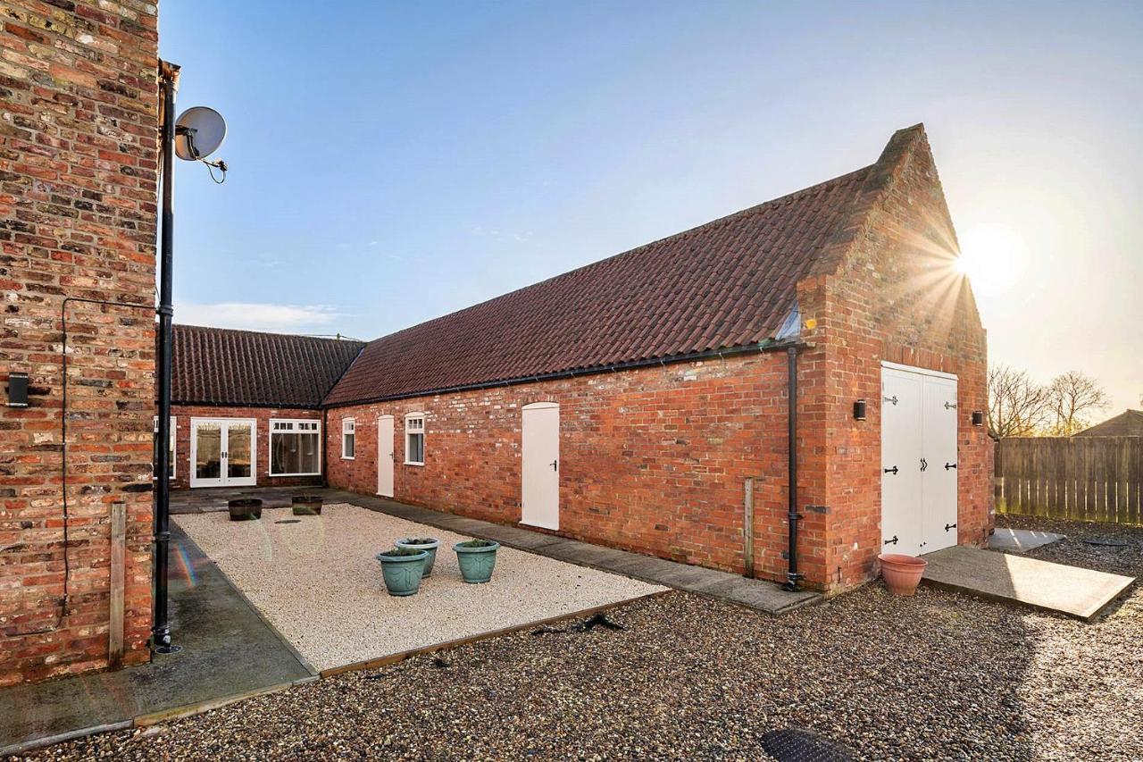Villa Finest Retreats - South Barn à Winestead Extérieur photo