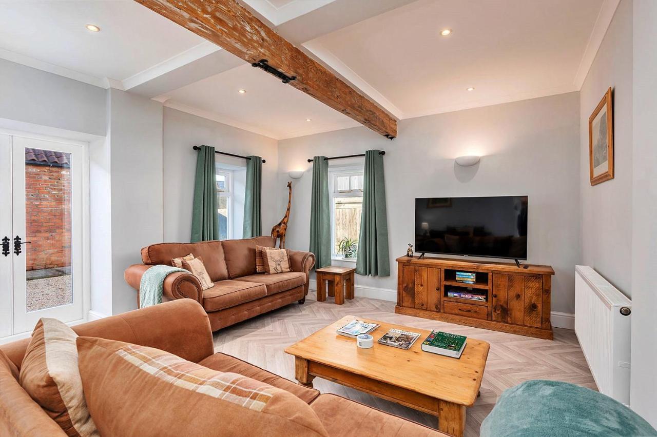Villa Finest Retreats - South Barn à Winestead Extérieur photo